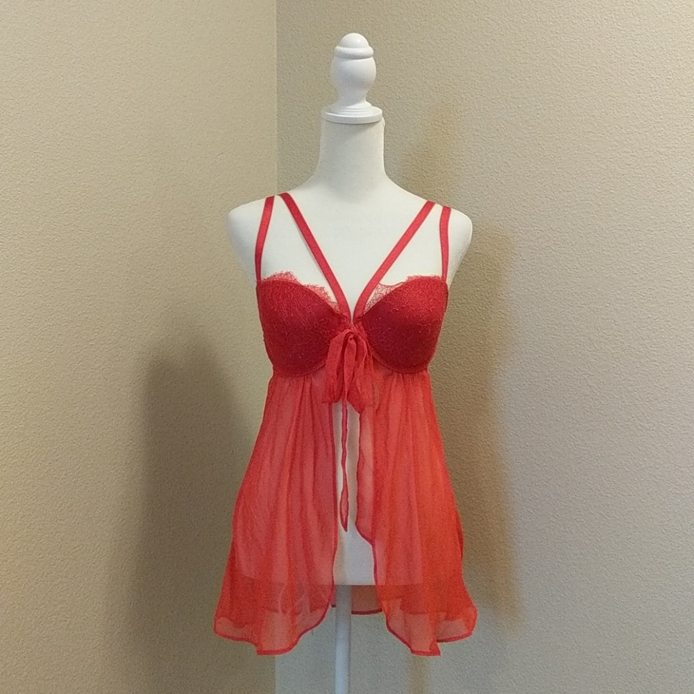 NWOT - Red - Victoria secret - pushup babydoll- DONATED